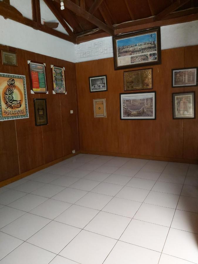 New Bali Indah Hotel Бандунг Екстериор снимка