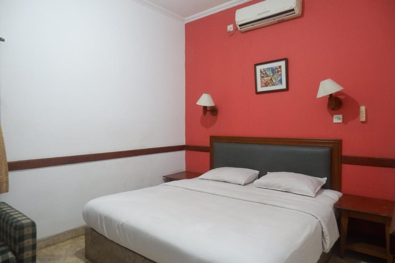 New Bali Indah Hotel Бандунг Екстериор снимка
